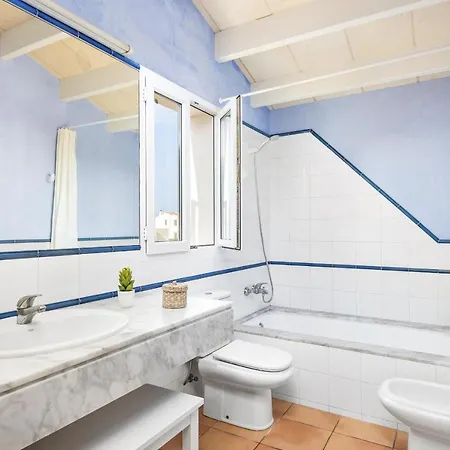 Marina 3 Bedroom Villa, Вилла *