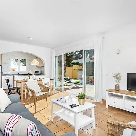 Marina 3 Bedroom Villa, * Кала-Бланка