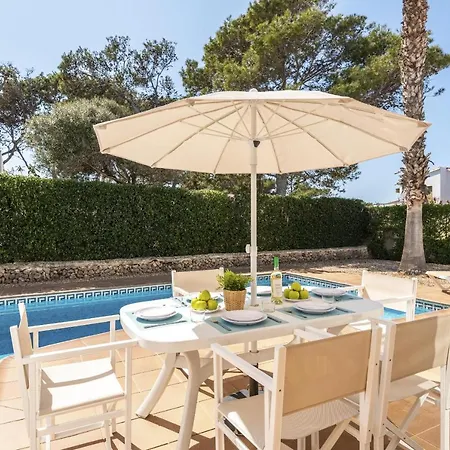 Marina 3 Bedroom Villa, וילה *